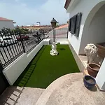 Villa Large In Maspalomas With Huge Private Pool, Jacuzzi & Gym San Bartolome de Tirajana (Gran Canaria)