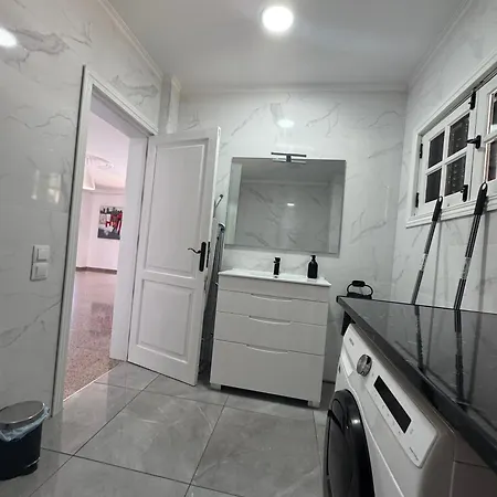 Large In Maspalomas With Huge Private Pool, Jacuzzi & Gym Villa *